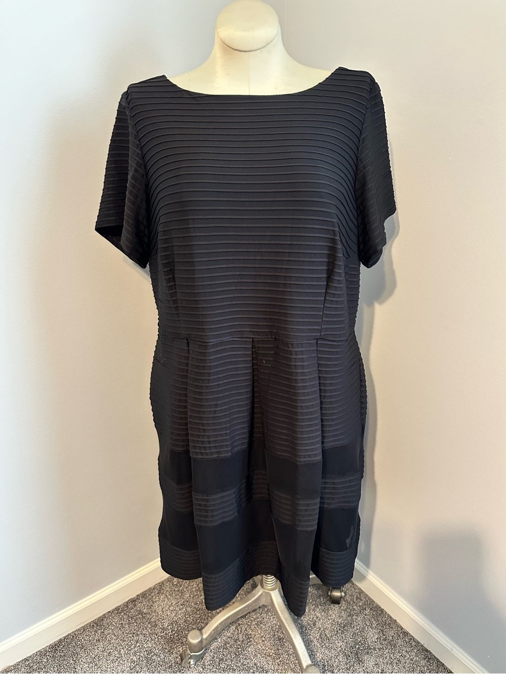 Black Textured Short Sleeve Fit-and-Flare Dress